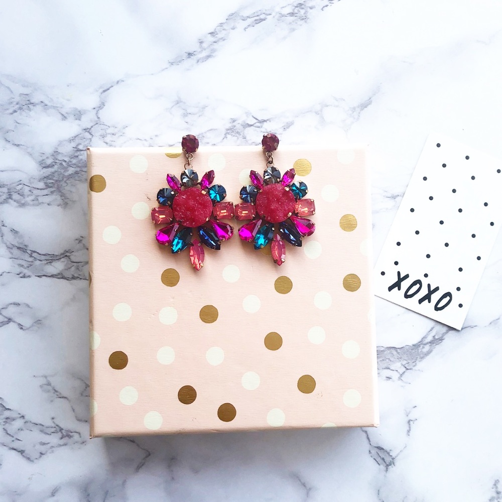 Trendy multi color stud statement earrings - Picture 3 of 7